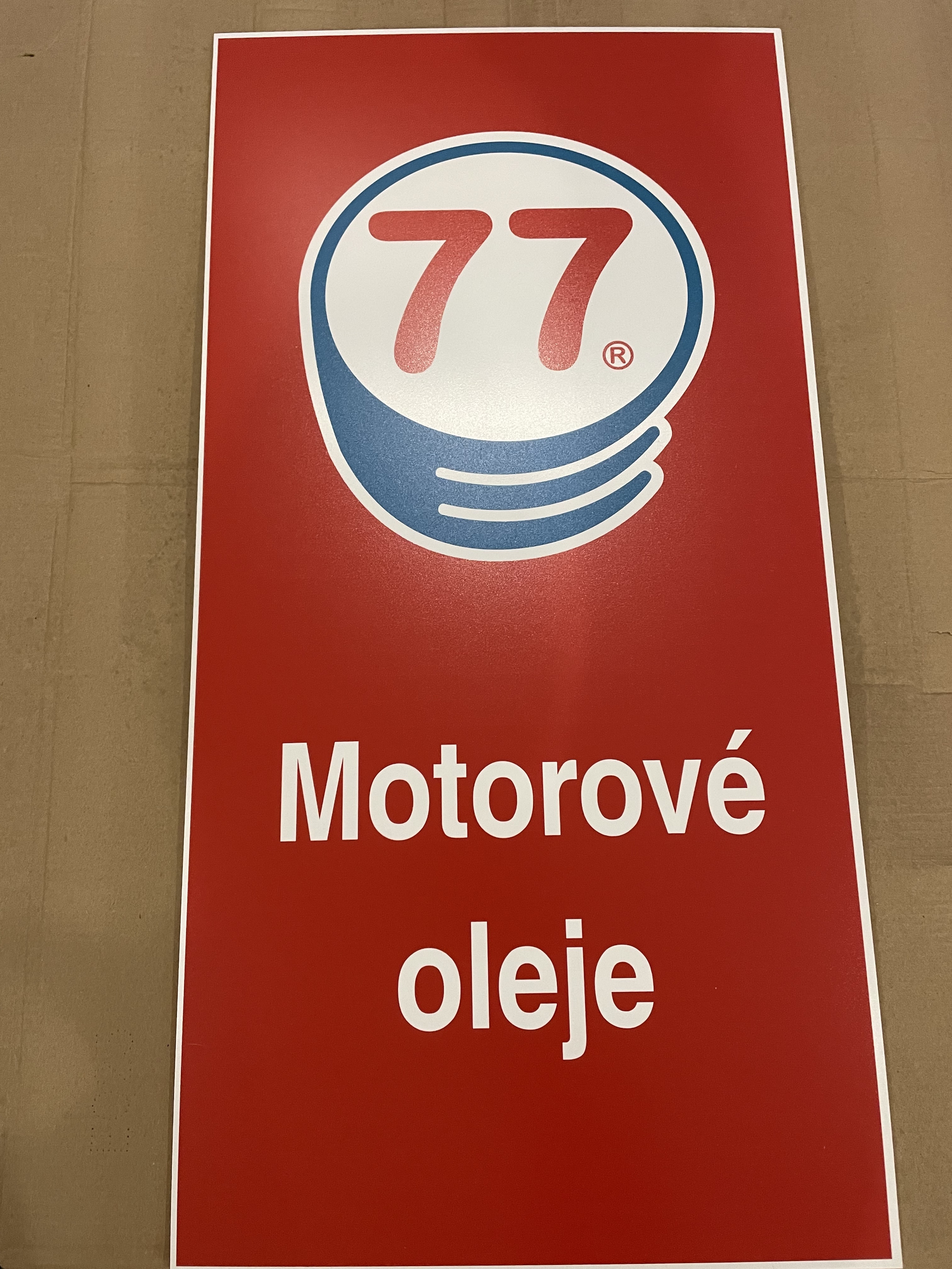 77 PLASTOVÁ CEDULE 370x730 - x70027